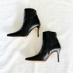 Manolo Blahnik black leather heeled ankle boots